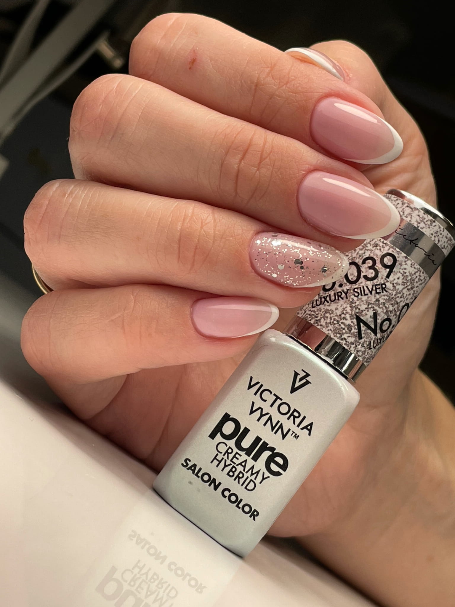 Gel Polish 039 Luxury Silver