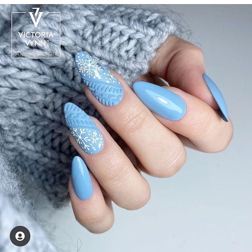 Gel Polish 209 Blue Acanthus