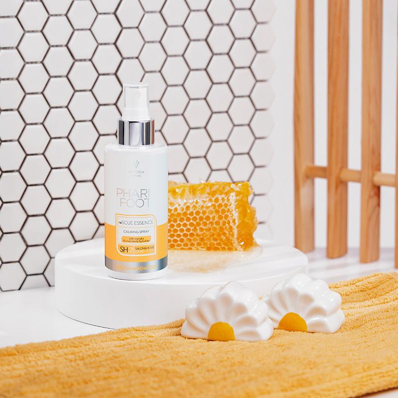 CALMING SPRAY with manuka and chamomile hydrolate 150ml